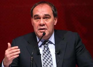 TFF Başkanı Demirören’e zehir zemberek sözlerle şok istifa..