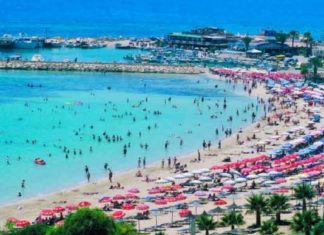 Güney Kıbrıs’a marina yaptı, dayak yedi