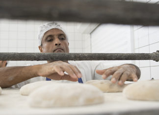 AVRUPA İMAR VE KALKINMA BANKASI KIBRIS’ TA KOBİ’ LERİN REKABET GÜÇLERİNİ ARTIRACAK BİR PROGRAMI FİNANSAL OLARAK DESTEKLEYECEK