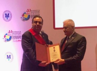 KIBRIS AMERİKAN ÜNİVERSİTESİ REKTÖRÜ Prof. Dr. Uğur ÖZGÖKER’ e “ONUR MADALYASI” Verildi