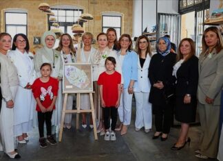 Emine Erdoğan, KKTC’de girişimci kadınları ziyaret etti