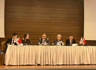 Prof. Dr. C. Uğur Özgöker 75, Kuruluş Yıldönümünü kutlayan KIBRIS TÜRK KÜLTÜR DERNEĞİ Genel Merkezinin TBB-Türkiye Barolar Birliğinde yapılan 55. Genel Kurulunun Divan Başkanlığını yaptı.