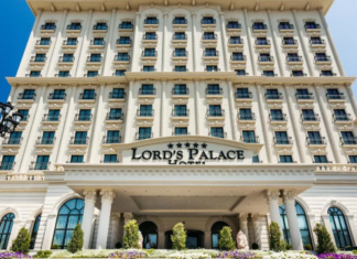 Kıbrıs Lord’s Palace Hotel