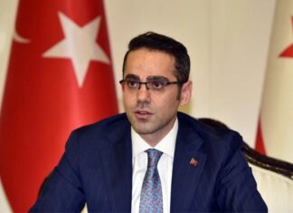 Türkiye’nin KKTC Büyükelçiliği’ne atadığı Yasin Ekrem Serim, eğitim hayatı, diplomasi kariyeri ve üstlendiği önemli görevlerle dikkat çekiyor…