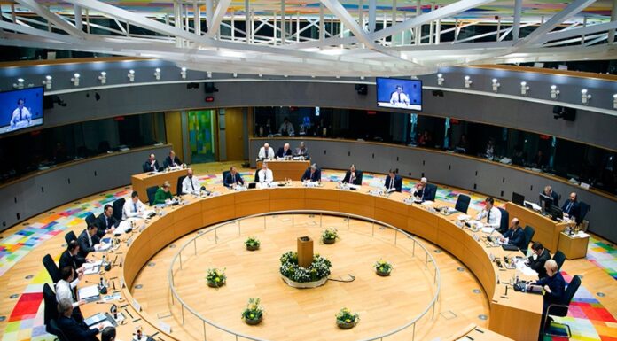 AB Konseyi Dönem Başkanlığı El Değiştiriyor