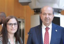 KKTC önceki Cumhurbaşkanı Ersin Tatar Birleşik Krallık Konut, Topluluklar ve Yerel Yönetimler Bakanlığı görevine atanan Kıbrıs’ lı Türk Nesil Çalışkan’ ı İngiltere’de ziyaret ederek tebrik etti.