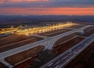 Ercan’da pist ışıklandırmasındaki sorun giderildi: Uçuşlar planlandığı gibi devam edecek